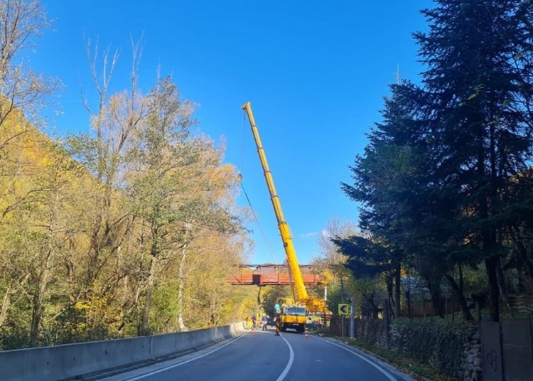Circulația a fost închisă în Defileul Jiului. FOTO CNAIR