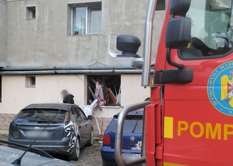 Explozie din cauza unei butelii. FOTO ISU Suceava