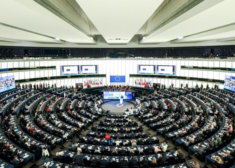 sursa foto: Facebook/ European Parliament