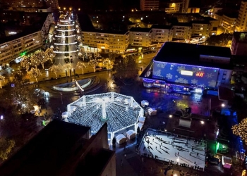 Târgul de Crăciun și iluminatul festiv din Tulcea. FOTO Primăria Tulcea