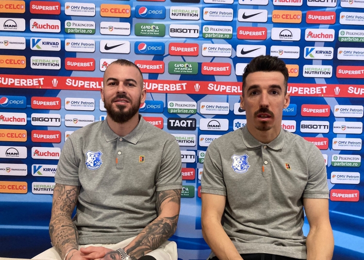 Denis Alibec (stânga) și Andrei Artean (dreapta)