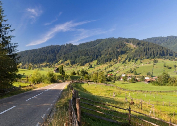 Bucovina a fost inclusă într-un circuit turistic de lux. Foto: Profimedia
