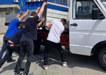 Autoutilitara ajunsă la RAR Tulcea. FOTO RAR