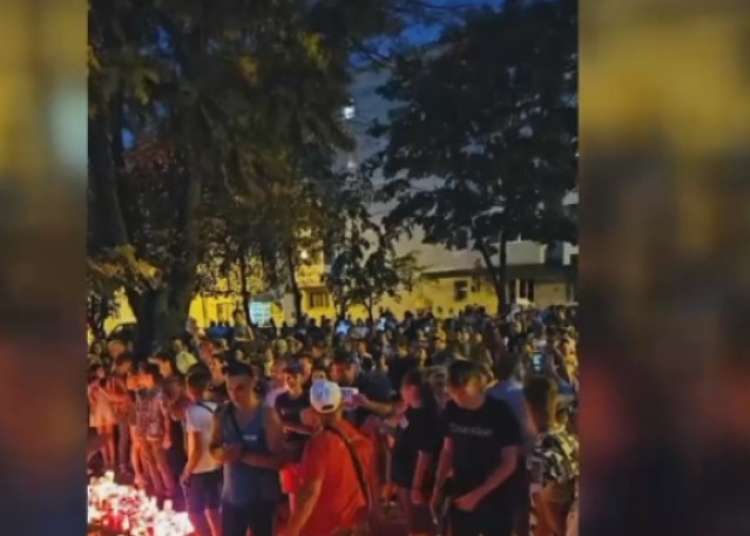 Protest în fața maternității - Foto: Captură Digi24