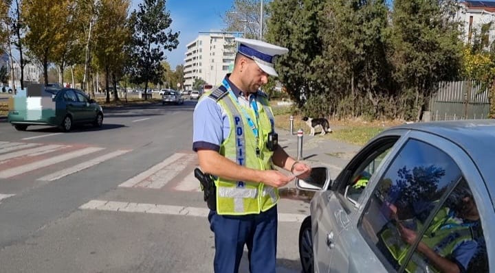 Conducea un autoturism neînmatriculat, cu numerele altei mașini