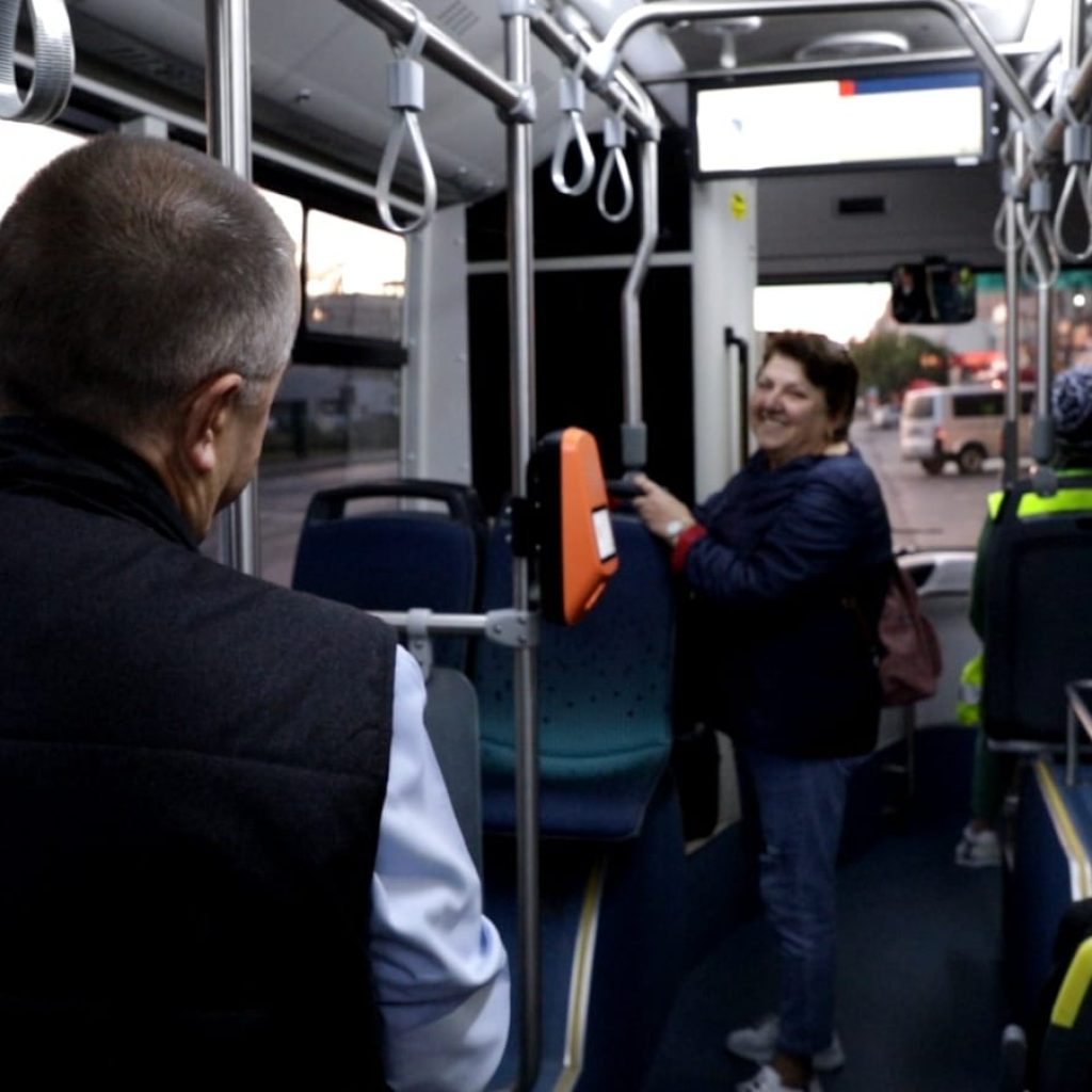 Transportul public din Tulcea se face acum cu autobuze electrice