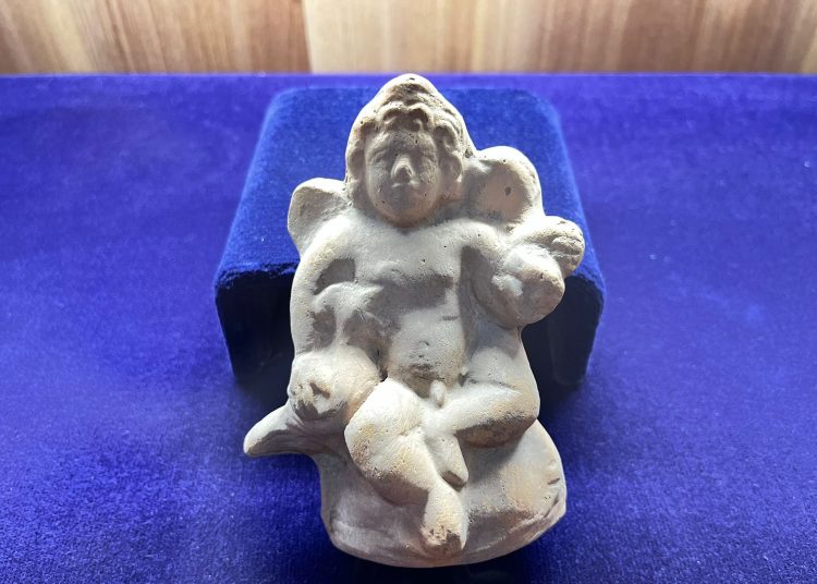 Jucărie din teracotă, expusă la Muzeul de Istorie Națională și Arheologie Constanța