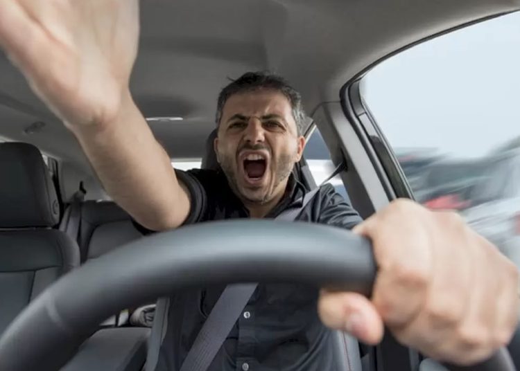 Șofer agresiv în trafic. FOTO: Levelhead