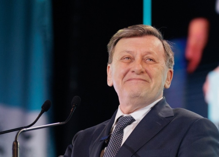 Crin Antonescu