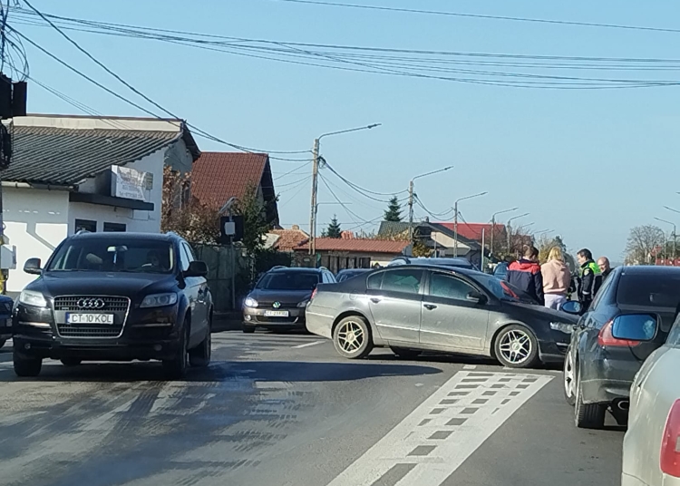 Accident rutier în Valu lui Traian: două femei, între care una gravidă, au ajuns la spital
