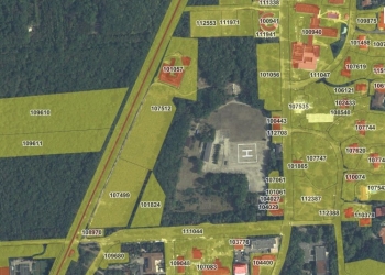 Un teren din stațiunea Neptun, localizat într-o zonă exclusivistă, scos la licitație