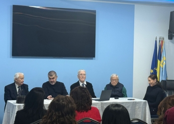 Memet Chemaledin, la 93 de ani, alături de fondatorii UDTTMR la prima reuniune a Consiliului din 2026