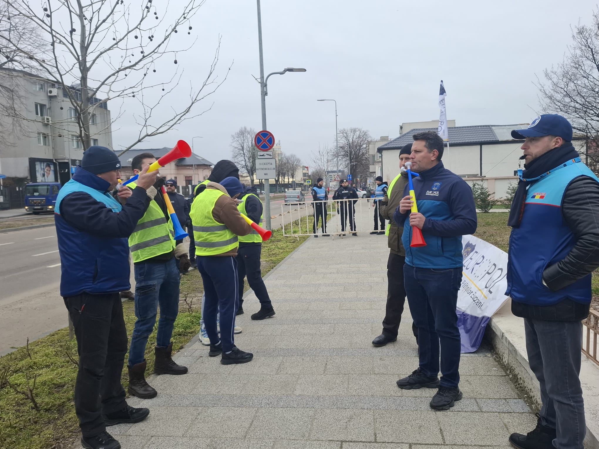 GALERIE FOTO&VIDEO. Protest al polițiștilor din Constanța!