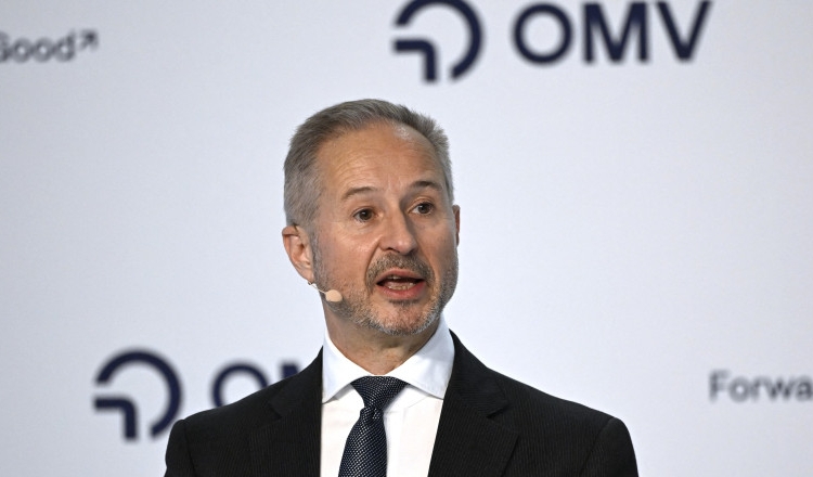 Directorul general al OMV Petrom, Alfred Stern. Foto: Profimedia Images