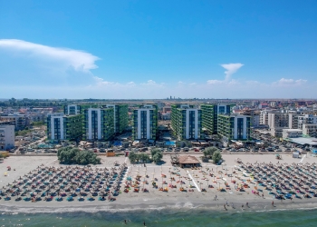 DCIM/PANORAMA/102_0053/DJI
